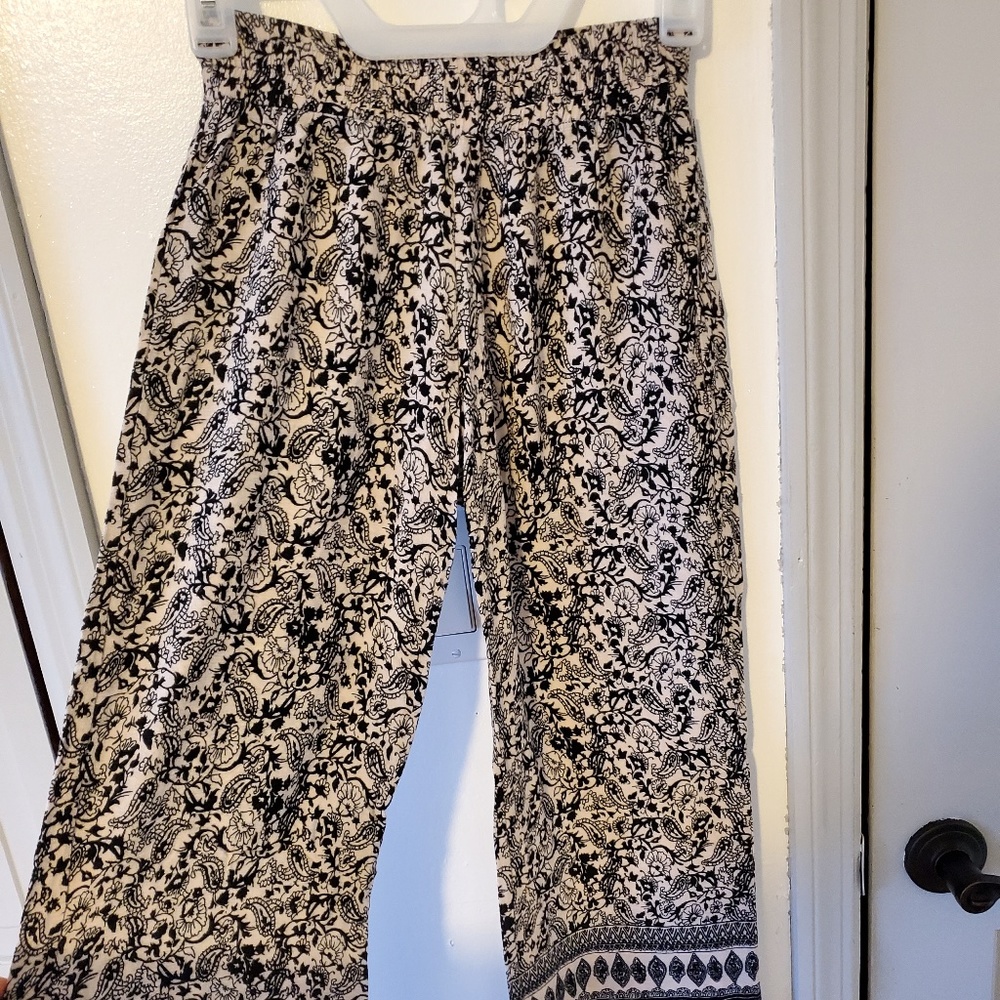 Floral print flared leggings